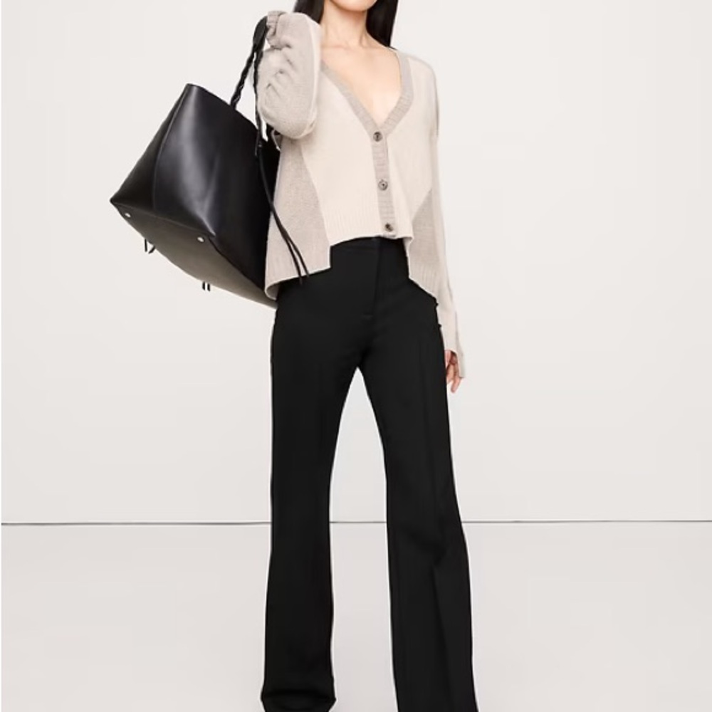 NWT - Banana Republic Ponte Pant - Bootcut - Black